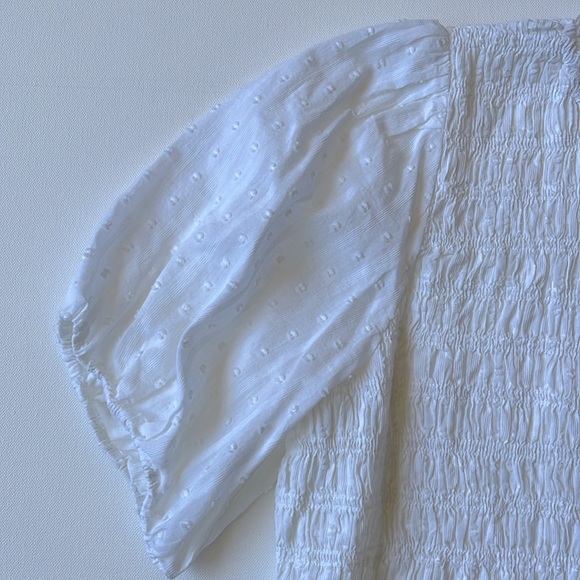 J.Crew Puff-Sleeve Textured Voile Smocked Top- White- Size Large - Picture 3 of 6
